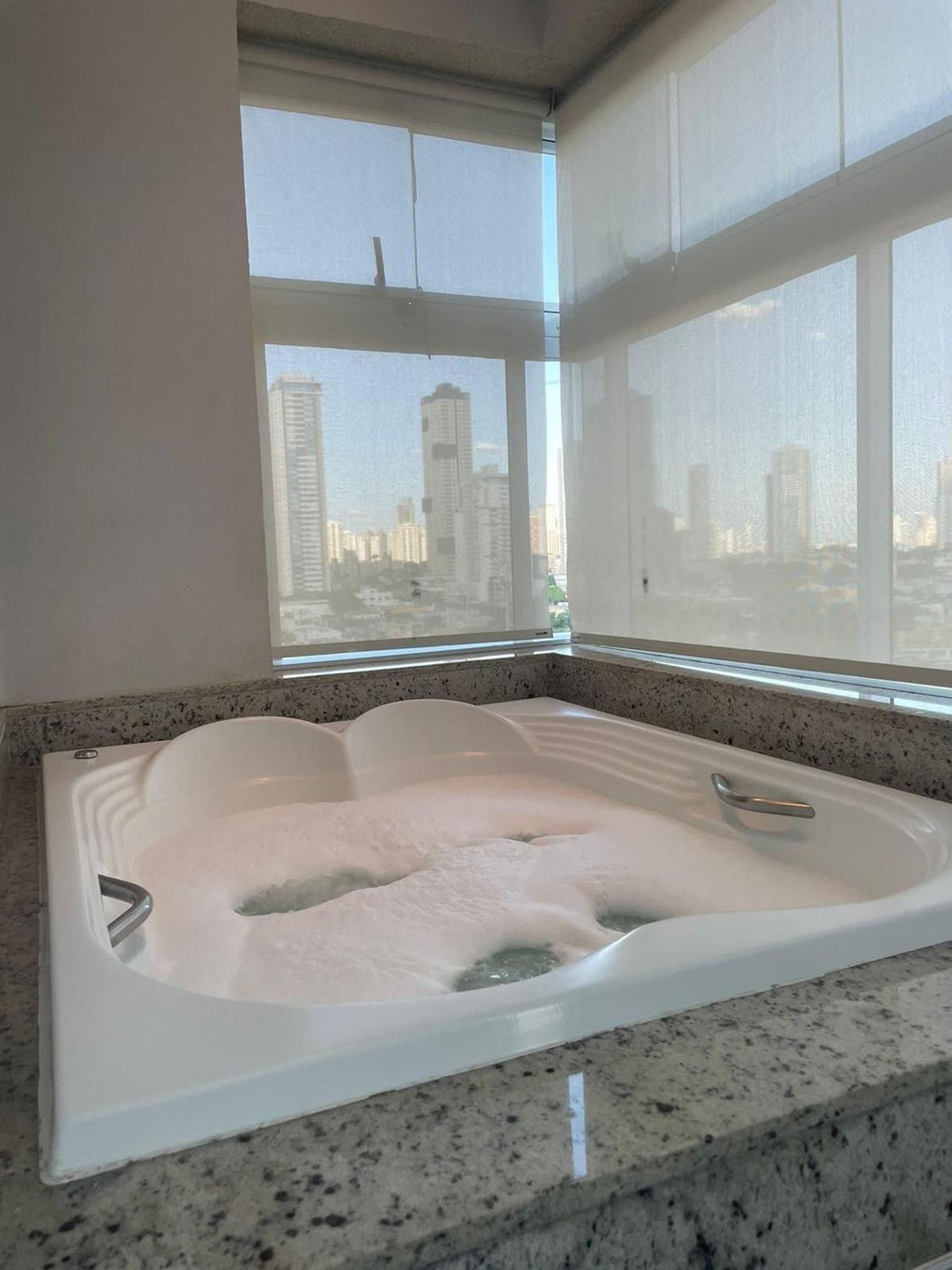 1 Qts.| 2 Hosp. | Jacuzzi Na Varanda | Linda Vista Goiânia Dış mekan fotoğraf